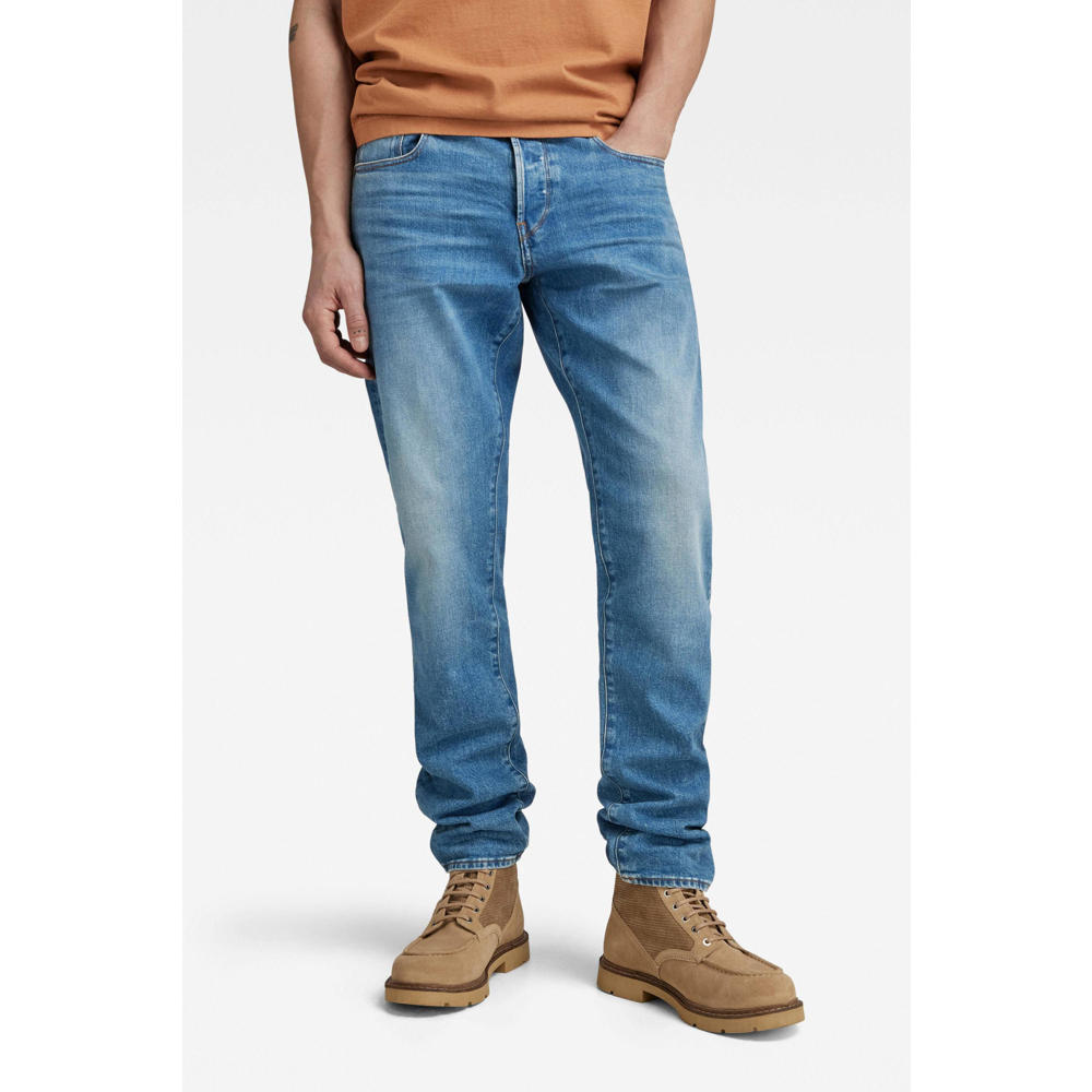 G-Star RAW 3301 straight tapered fit jeans worn in azure