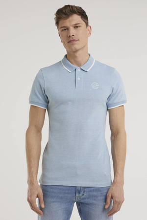 slim fit polo BHNATE met contrastbies lichtblauw