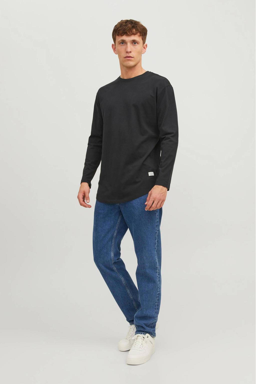 Zwarte heren JACK & JONES ESSENTIALS regular fit longsleeve van katoen met effen, lange mouwen en ronde hals