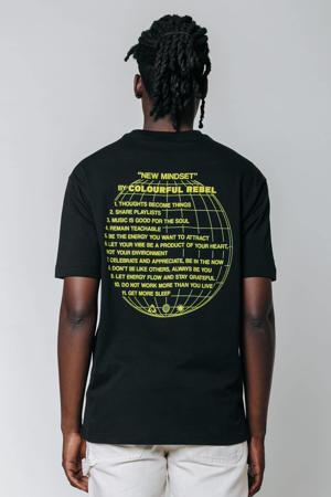 T-shirt New Mindset van biologisch katoen black
