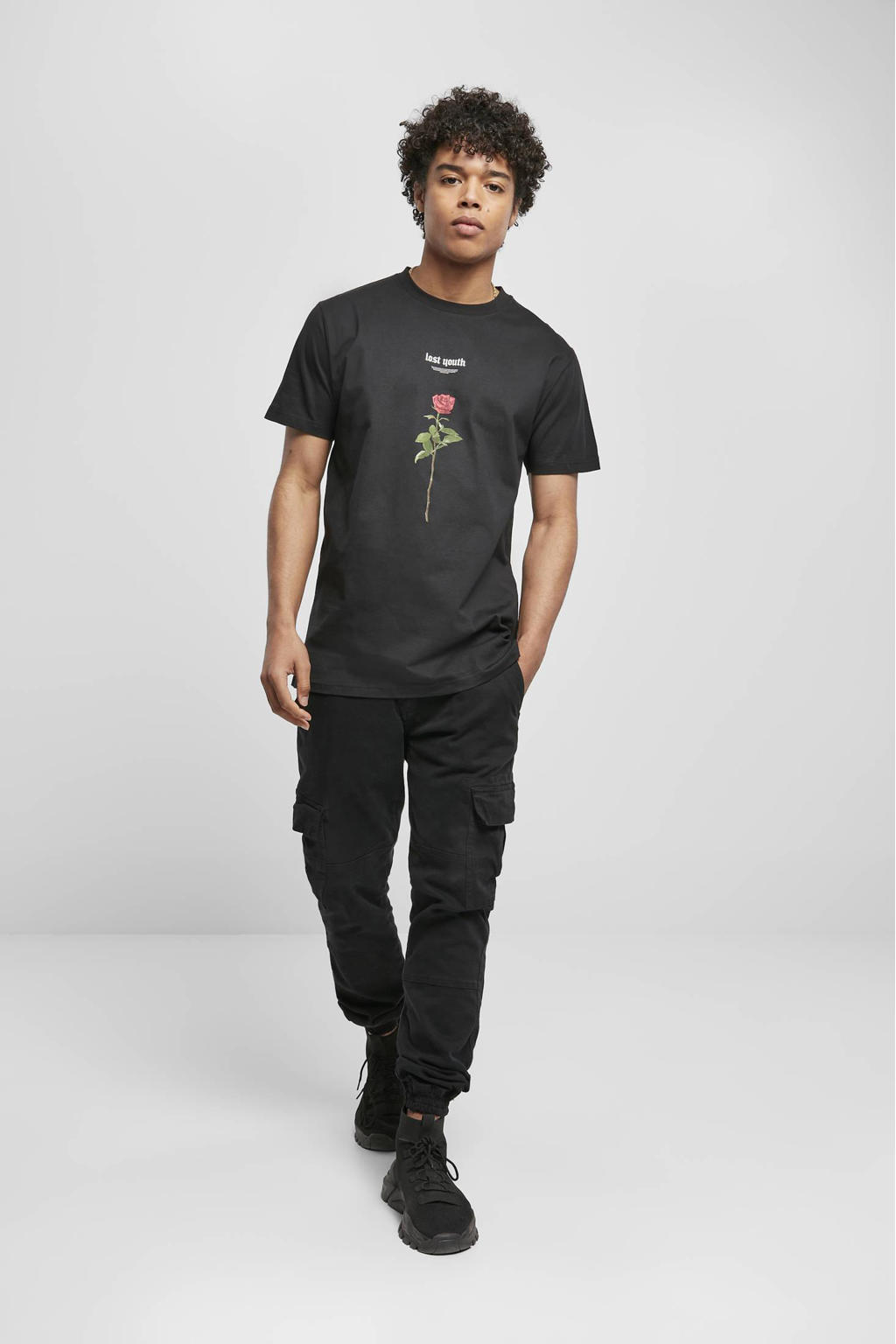 Zwarte heren Mister Tee T-shirt Lost Youth Rose van katoen met printopdruk, korte mouwen en ronde hals