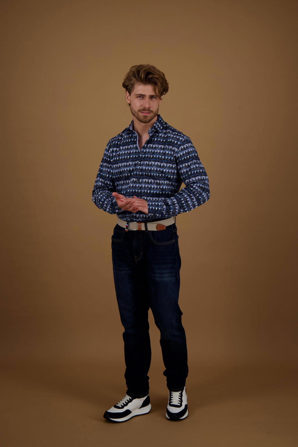 A fish named Fred slim fit overhemd Theater met all over print blue