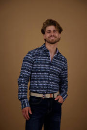 thumbnail: A fish named Fred slim fit overhemd Theater met all over print blue