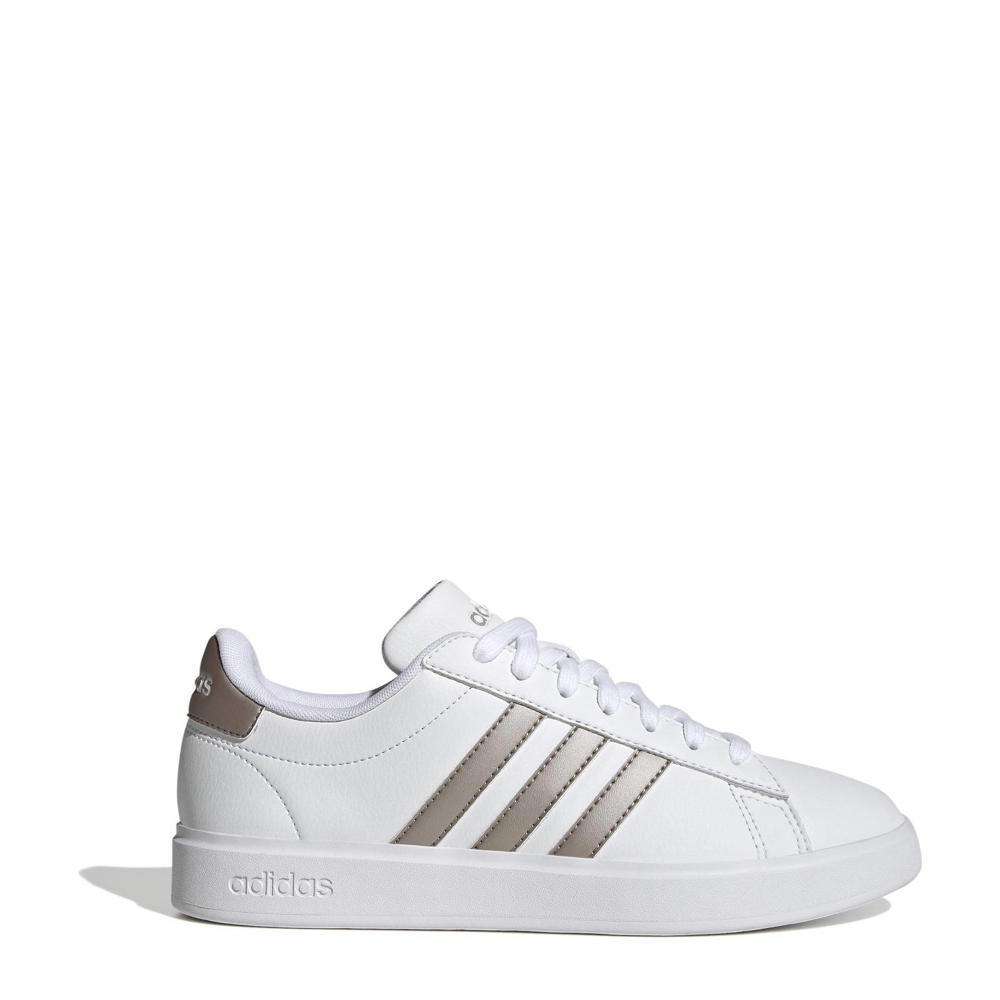Wit en metallickleurige unisex adidas Sportswear Grand Court 2.0 sneakers platina van imitatieleer/voering: mesh/voetbed: eva met veters