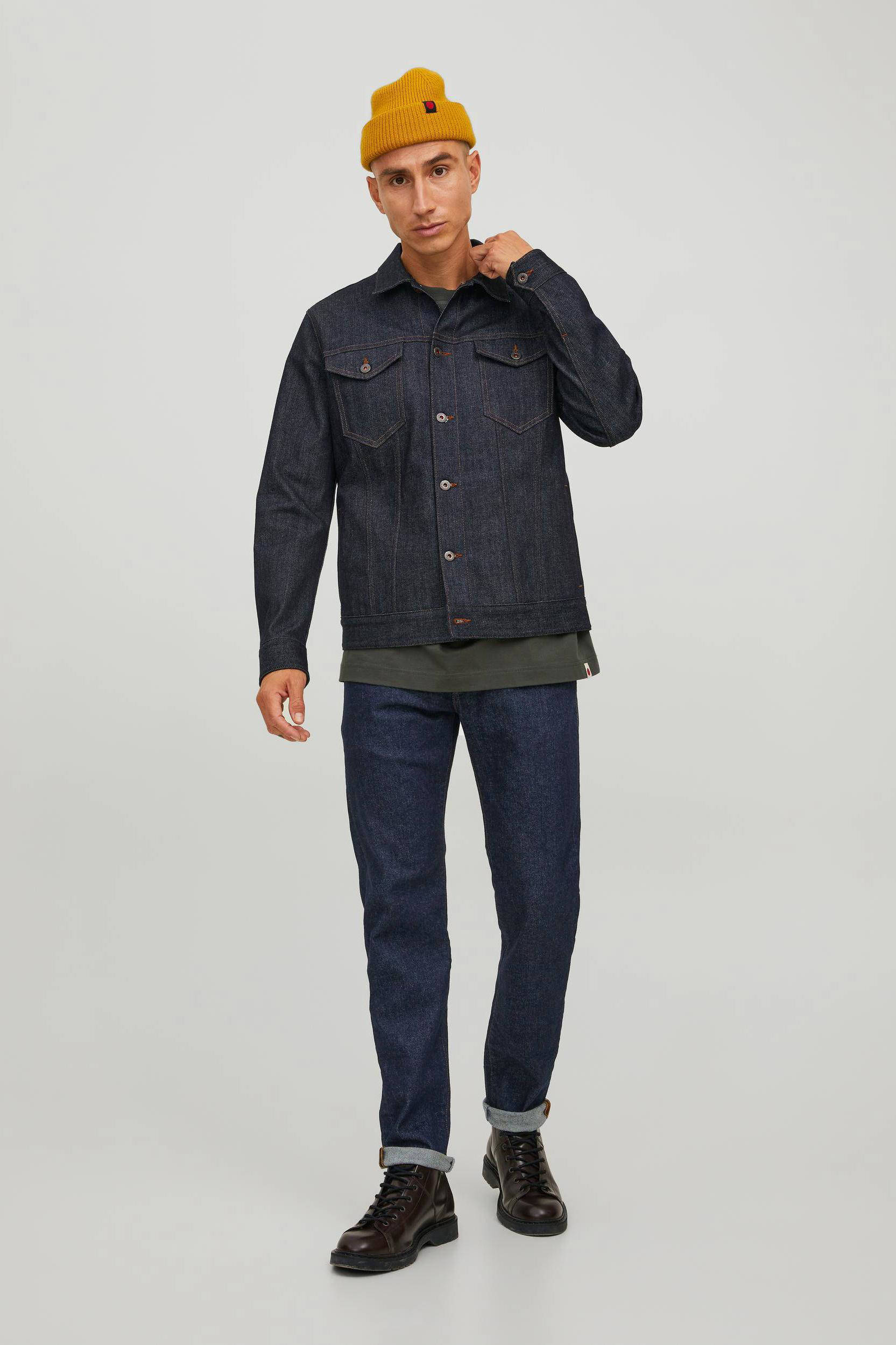 Royal Denim Division Royal Denim Division brings the most exclusive  products into the world of JACK & JONES jeans. Make sure to check out the  latest arrival…