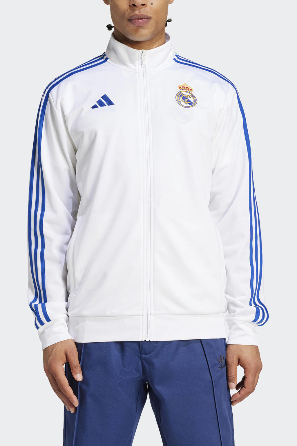 Wit en kobaltblauwe heren adidas Performance Senior Real Madrid trainingsjack van polyester met logo dessin, lange mouwen, opstaande kraag en ritssluiting