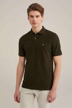 slim fit polo dates