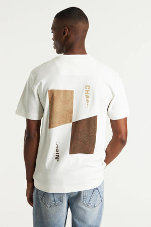 T-shirt wit