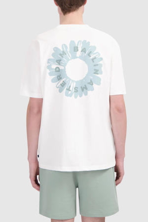 T-shirt wit