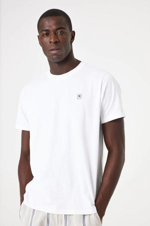 T-shirt wit