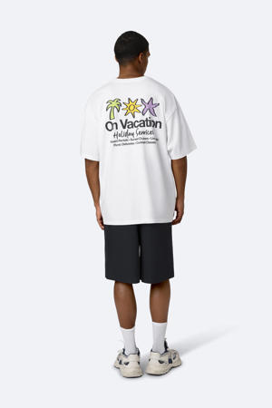 T-shirt wit