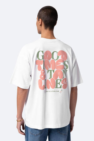 T-shirt wit