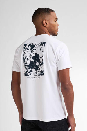 T-shirt wit