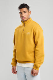 thumbnail: America Today sweater geel