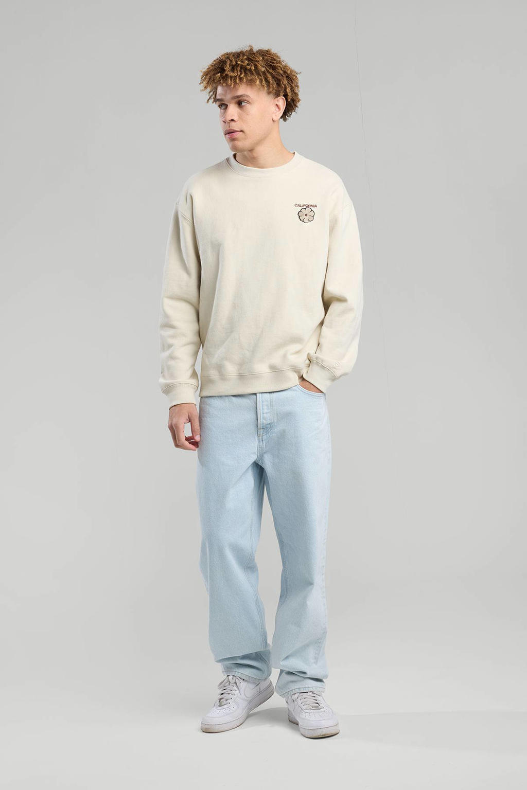 America Today sweater beige