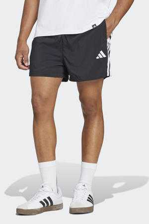 short zwart