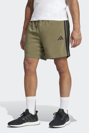 short olijfgroen