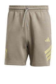 thumbnail: Bruin en gele heren adidas Sportswear sweatshort van polyester met regular fit, elastische tailleband met koord en logo dessin