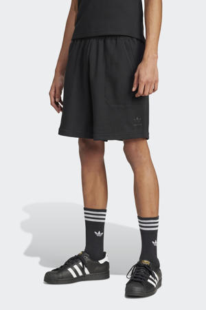 Essentials Trefoil Waffle short zwart