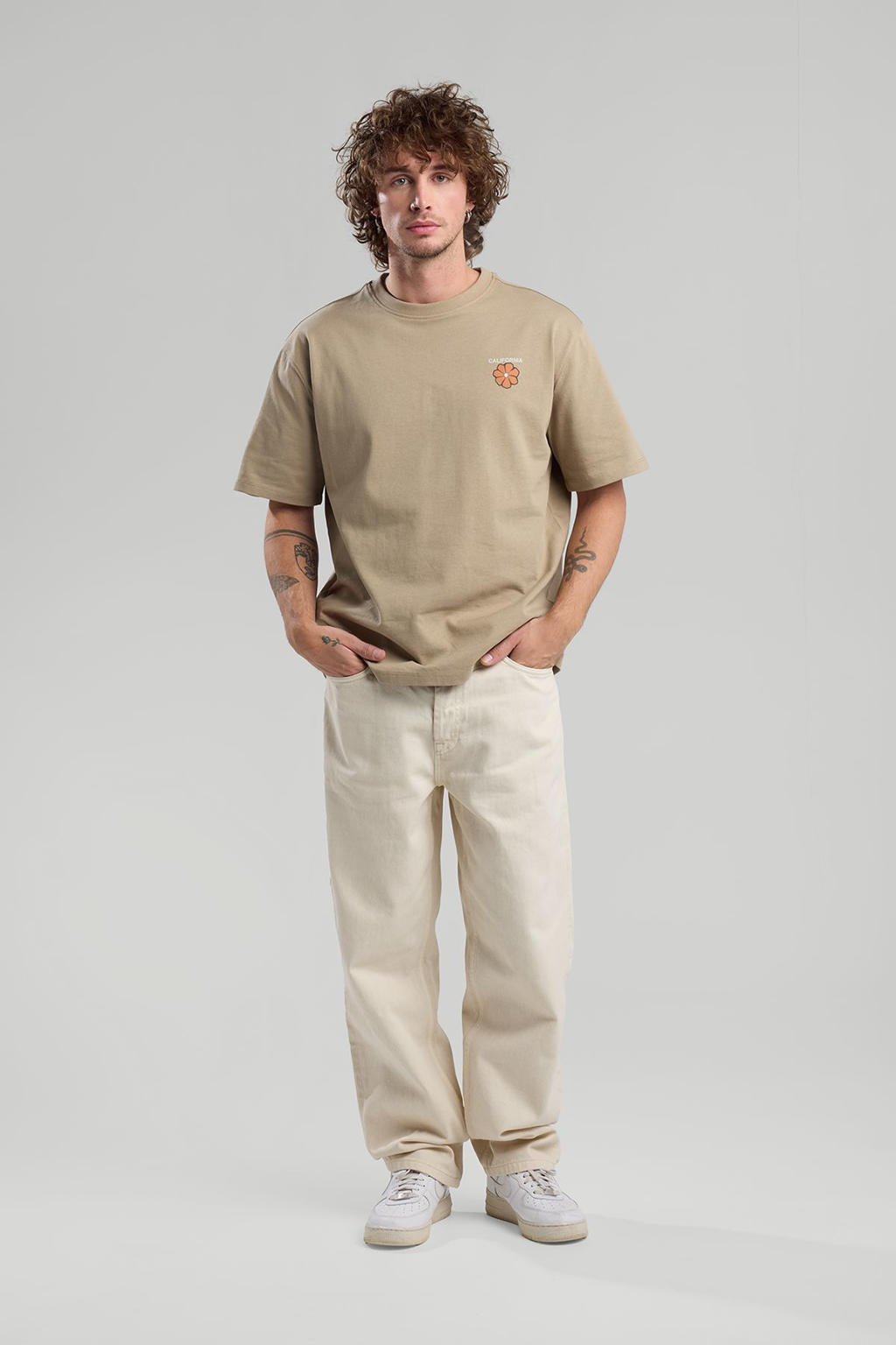 America Today T-shirt beige