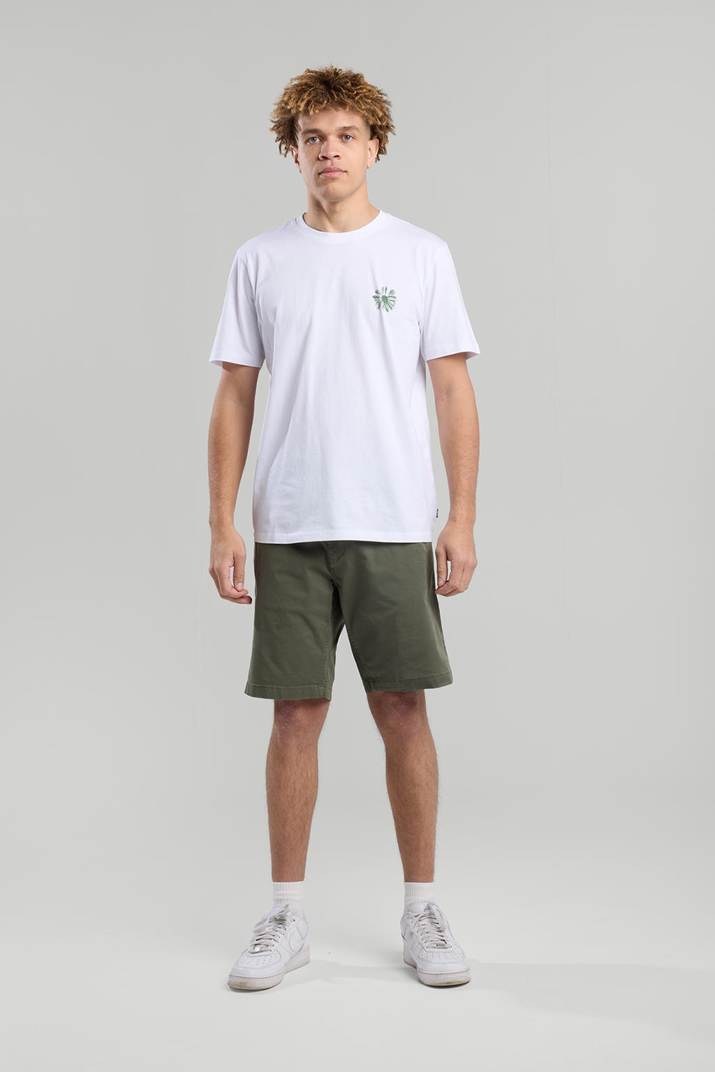America Today regular chino short groen