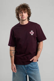 thumbnail: America Today T-shirt rood
