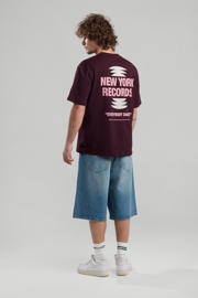 thumbnail: America Today T-shirt rood