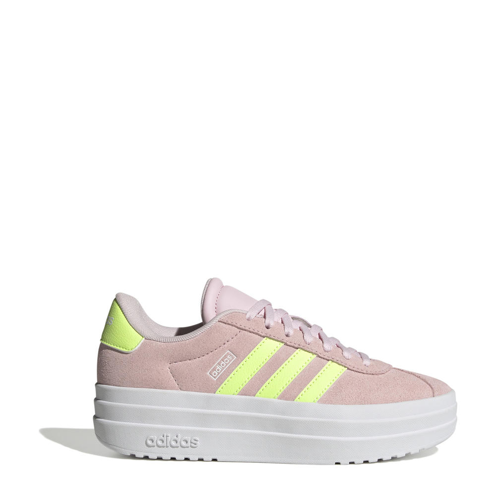 Lichtroze jongens en meisjes adidas Sportswear VL Court Bold junior sneakers van imitatie suède met veters en strepenprint