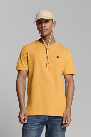 T-shirt geel