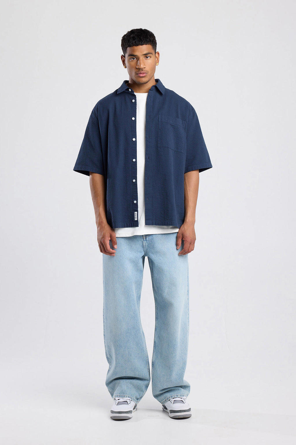 Donkerblauwe heren America Today casual overhemd van katoen met effen, korte mouwen, klassieke kraag, knoopsluiting en seersucker