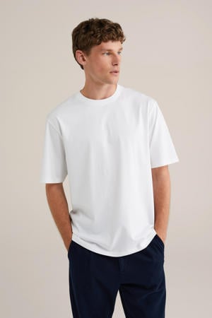 T-shirt wit