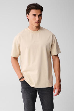 T-shirt beige
